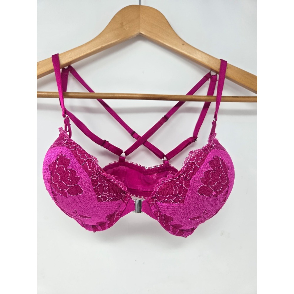 Victorias Secret Pink Floral Lace Front Close Plunge Bra Magenta 32C Strappy
